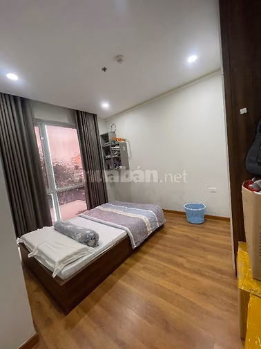 Bán căn shop 2 mặt tiền, sồ hồng vĩnh viễn 178 m 