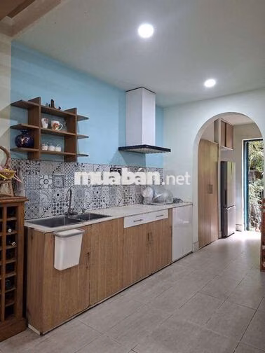 NHÀ FULL NỘI THẤT 2PN - SÂN RỘNG - ĐƯỜNG GÒ DƯA, TAM BÌNH