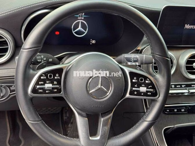 Mercedes GLC300 4Matic 2021 Lướt 16.900km