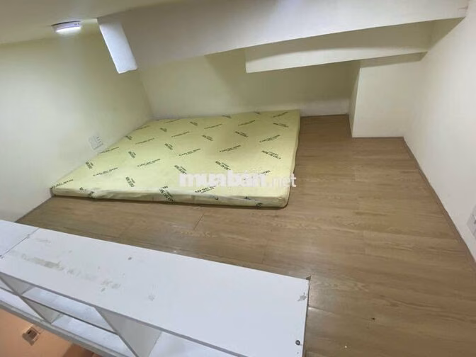 Cho Thuê Phòng Trọ Có Gác ngay Nguyễn Thần Hiến, Quận 4