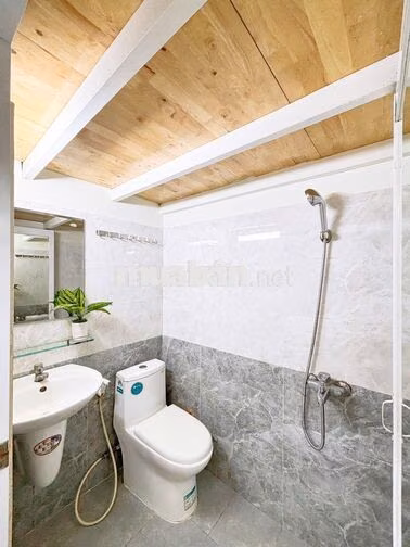 PHÒNG THẬT GIÁ TỐT NGAY LÊ VĂN SỸ SÁT KỲ ĐỒNG NHÀ MỚI - AN NINH
