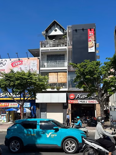 Tôi bán lỗ 2ty nhanh mặt tiền Phạm Hùng,Q8,5.5x17m,thuê 40tr/th,16ty