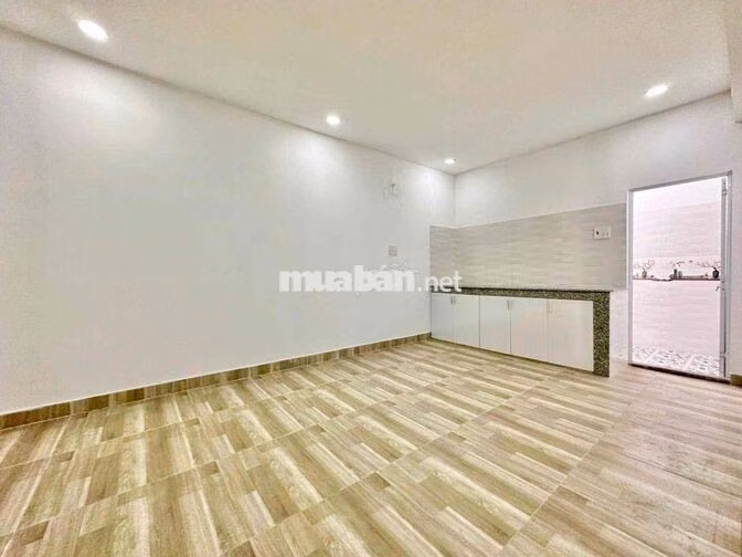 HAI PHÒNG NGỦ GIÁ RẺ RỘNG RÃI THOÁNG MÁT AN NINH CAO THANG MÁY TẬN P