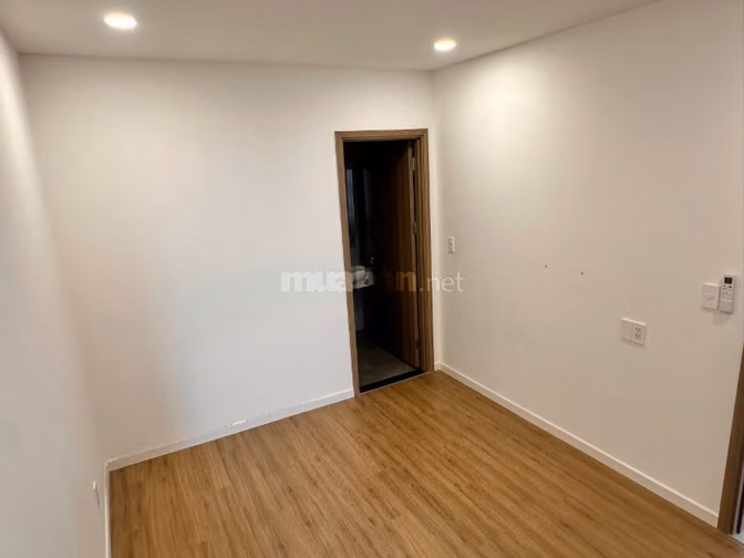 Bán Căn Hộ Cao Cấp : Vinhomes Grand Park  - 73 m2 