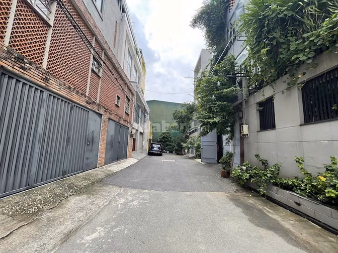 Bán nhà Đường Số 11, Phường An Phú, 170m², hầm 3 lầu, Giá 55 Tỷ