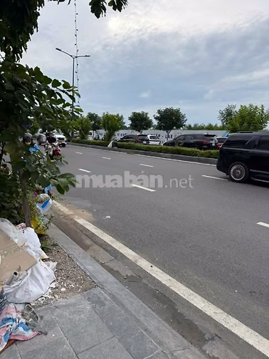 Cho thuê nhà nguyên căn 48 đường C12, P.Tân Bình, 4x25m, 3 lầu, 55tr