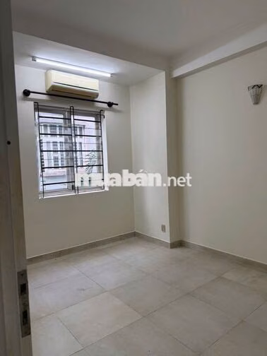 NHÀ 4PN MỚI SƠN SỬA GẦN THÀNH THÁI QUẬN 10