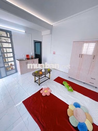 Chính chủ cho thuê phòng Ban Công Thoáng Mát