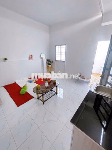 Chính chủ cho thuê phòng Ban Công Thoáng Mát