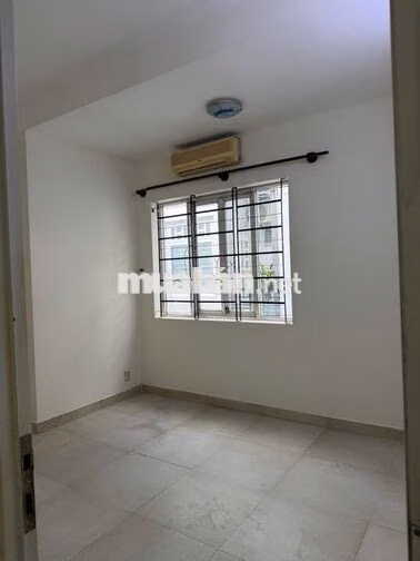 NHÀ 4PN MỚI SƠN SỬA GẦN THÀNH THÁI QUẬN 10