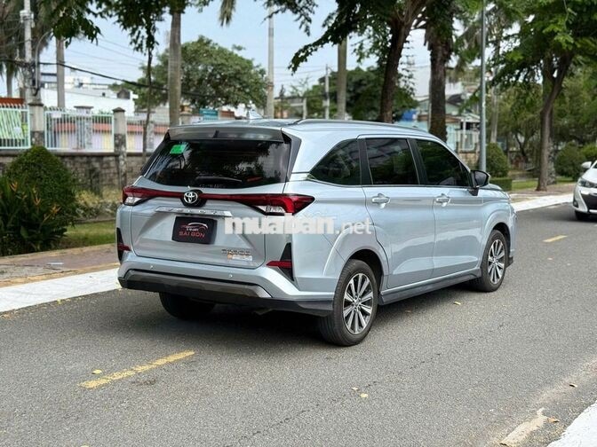 Toyota Veloz 2022 Tự động Bạc