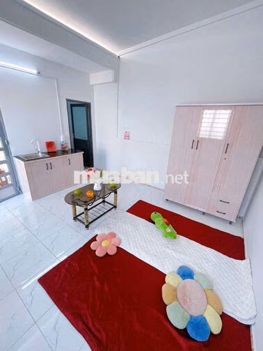Chính chủ cho thuê phòng Ban Công Thoáng Mát