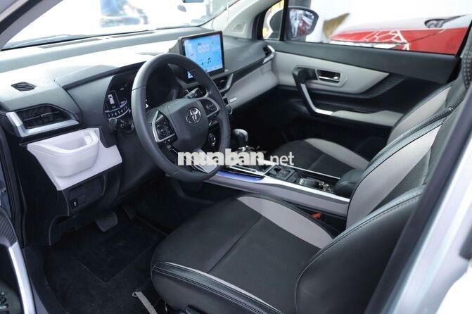 Toyota Veloz 2022 Tự động Bạc