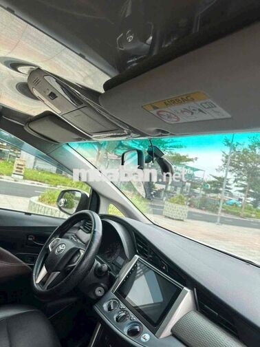 Toyota Innova E 2.0 Số sàn 2019 Trắng