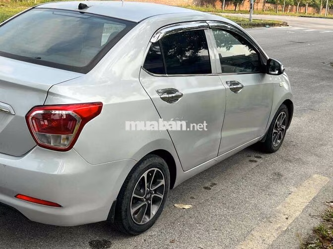 Hyundai Grand i10 2017 Số sàn Bạc