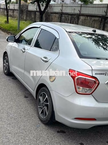 Hyundai Grand i10 2017 Số sàn Bạc