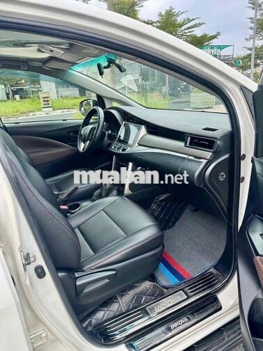 Toyota Innova E 2.0 Số sàn 2019 Trắng