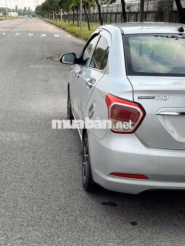 Hyundai Grand i10 2017 Số sàn Bạc