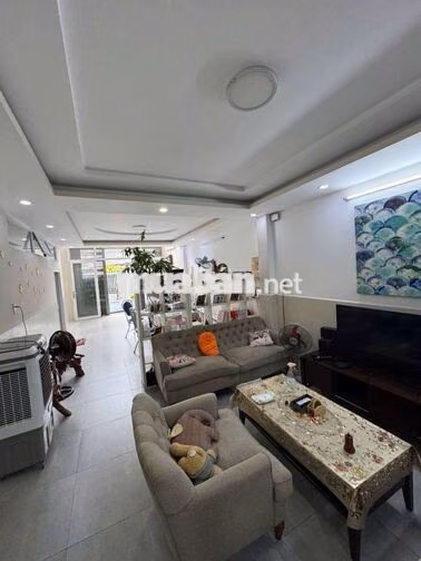 Nhà 4 tầng, 136m2, Hẻm 5m , Gần Chợ Phú Lâm, Quận 6