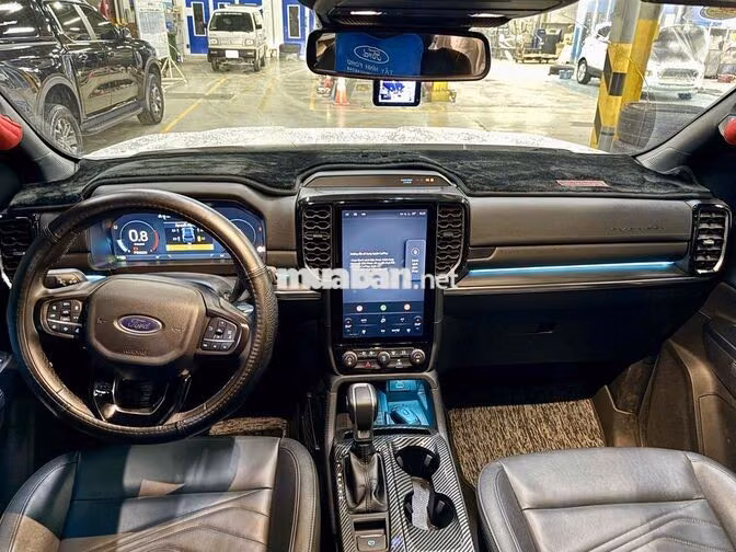 Everest Titanium 2025 Xe Lướt Như Mới Bán Tại Ford