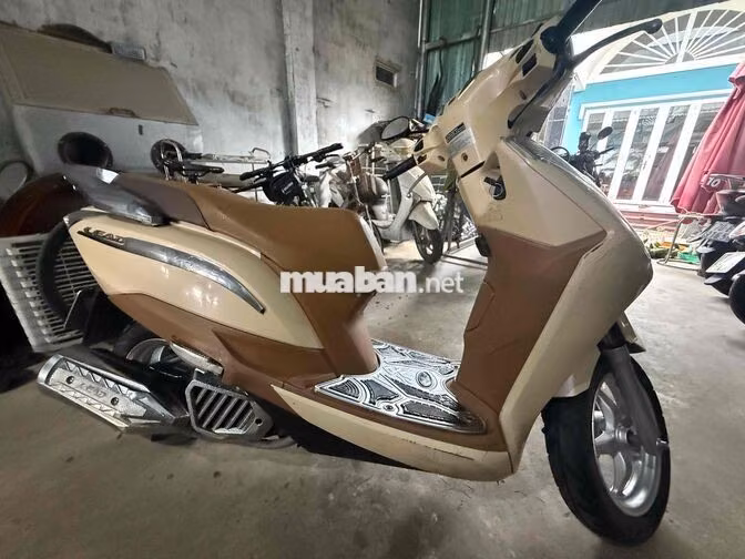 Honda Lead 2016 Kem