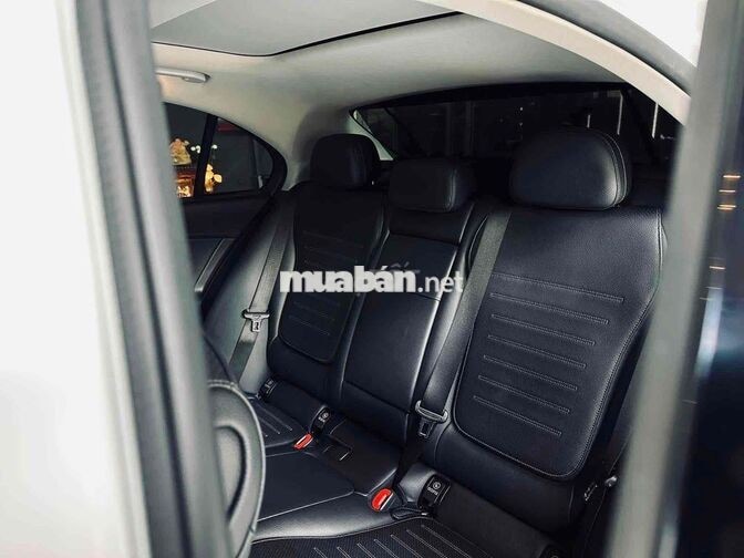 Mercedes-Benz C300 All New 2022 Trắng 35.000 km