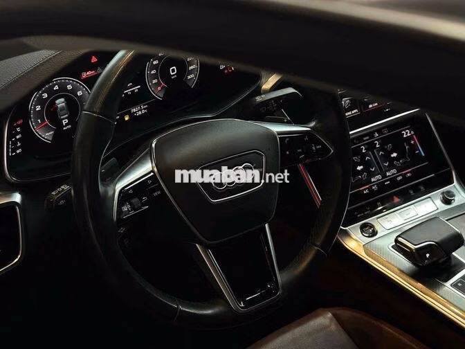 Audi A7 2021 Đen 2 vạn km