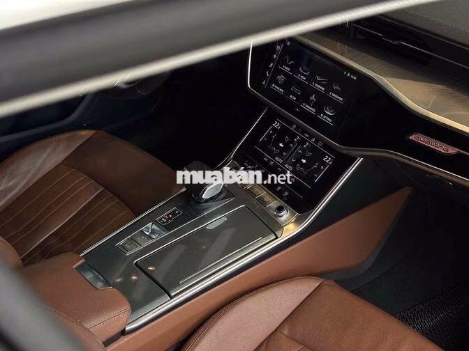Audi A7 2021 Đen 2 vạn km