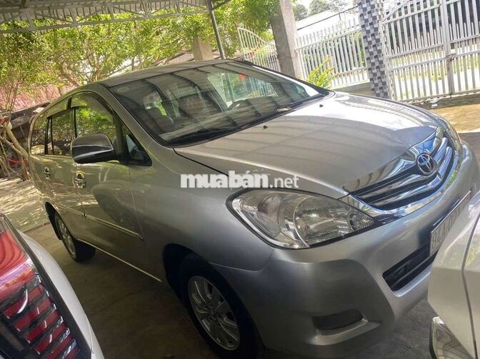 Toyota Innova G 2009 Bạc