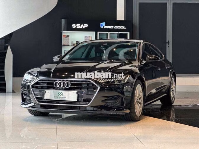Audi A7 2021 Đen 2 vạn km