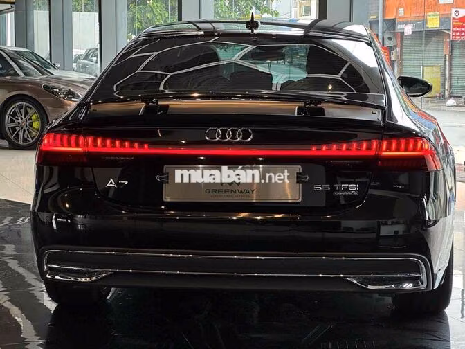 Audi A7 2021 Đen 2 vạn km