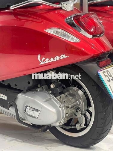 Bán xe Vespa Sprint đời [2022], màu Đỏ