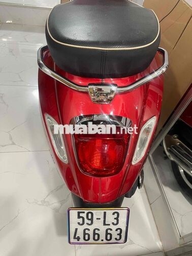 Bán xe Vespa Sprint đời [2022], màu Đỏ