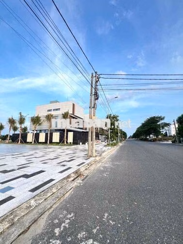 💯 Chính Chủ 💯 Lô Biệt Thự VŨ VĂN CẨN 150m2 _ PHÚ MỸ AN _ Gần Sông
