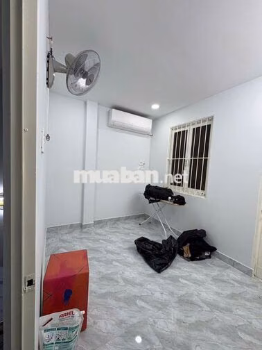 Cho thuê nhà hẻm ba gác 2pn đường Nguyễn Kim, Quận 10 