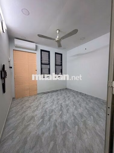Cho thuê nhà hẻm ba gác 2pn đường Nguyễn Kim, Quận 10 