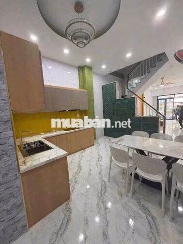 Bán nhà MTKD hẻm 13m có lề ngay chợ Bờ bao Tân Thắng 3 tầng 4x16m .3pn