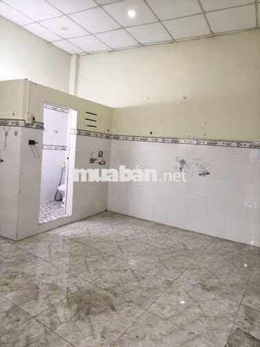 Cho thuê nhà gần Mặt tiền Tạ Uyên,Q11- 3x18m- 2 p 2w- 12 triệu