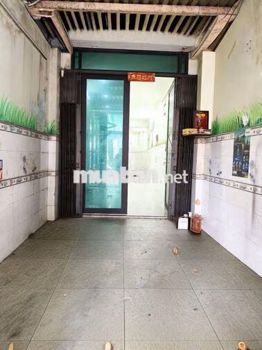 Cho thuê nhà gần Mặt tiền Tạ Uyên,Q11- 3x18m- 2 p 2w- 12 triệu