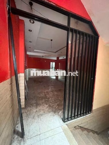 Cho thuê nhà Mặt tiền Hồng Bàng gần Cầu Vượt Cây Gõ, Q11- 7x18m- 4 tấm