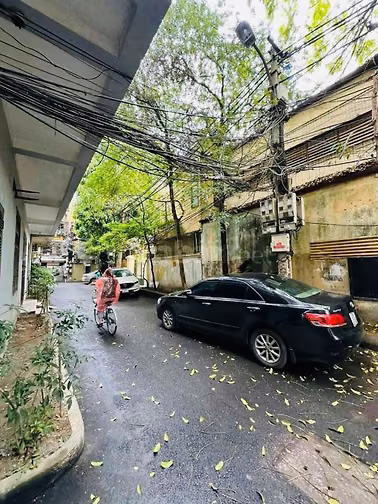Chính chủ cho thuê nhà ngõ 62 Nguyễn Chí Thanh. DT: 65mx 5 tầng. 