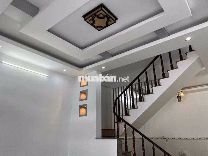 Cho thuê nhà 5x12m, 1 lầu, 2pn, sát metro, Tân Thới Hiệp, Q12