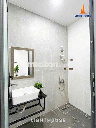 🎓 STUDIO CHÍNH CHỦ CÓ MÁY NÓNG LẠNH – 5 PHÚT TỚI IUH & VĂN LANG CS3!