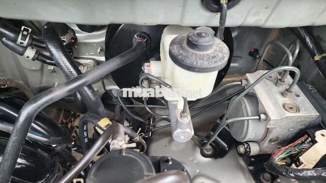 Toyota Innova Bạc Xe gia đình
