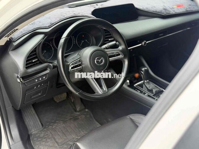 Mazda Mazda 3 Luxury 2022 Trắng 50000 km