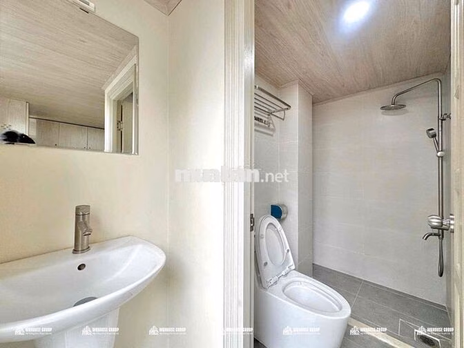 DUPLEX BANCOL THOÁNG 45m2 FULL NỘI THẤT NGAY KHU ETOWN CỘNG HOÀ