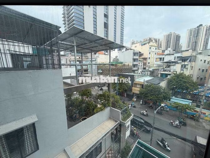 CHO THUÊ MẶT BẰNG LẦU 60m2 ĐƯỜNG CMT8 - Q3