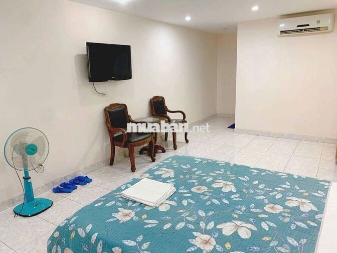 Khách Sạn Căn Hộ 7lầu 1000m 26pn 28tolet 