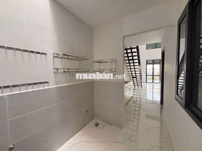 Chín Chủ Cho Thuê Nhà Mặt Tiền 4x18 1lửng 2pn 1wc 