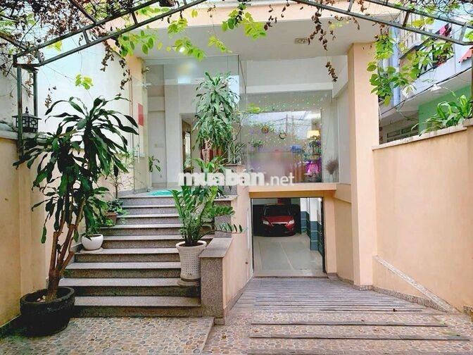 Khách Sạn Căn Hộ 7lầu 1000m 26pn 28tolet 